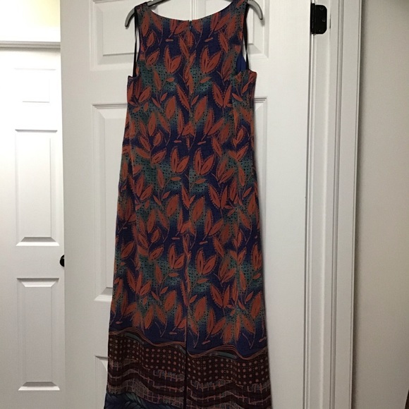 Petite Dress - Picture 7 of 8